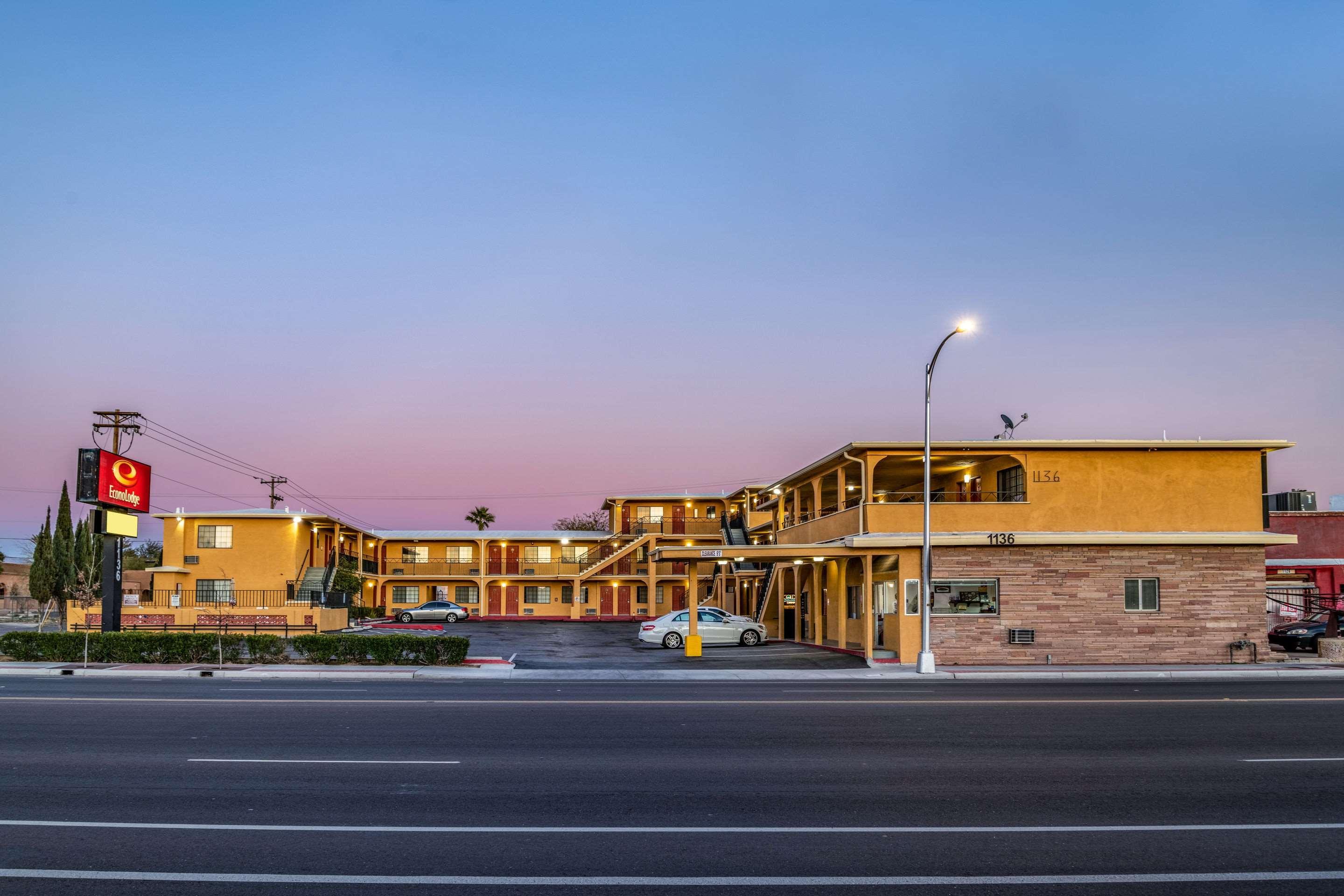 Econo Hospedaje University Tucson Exterior foto