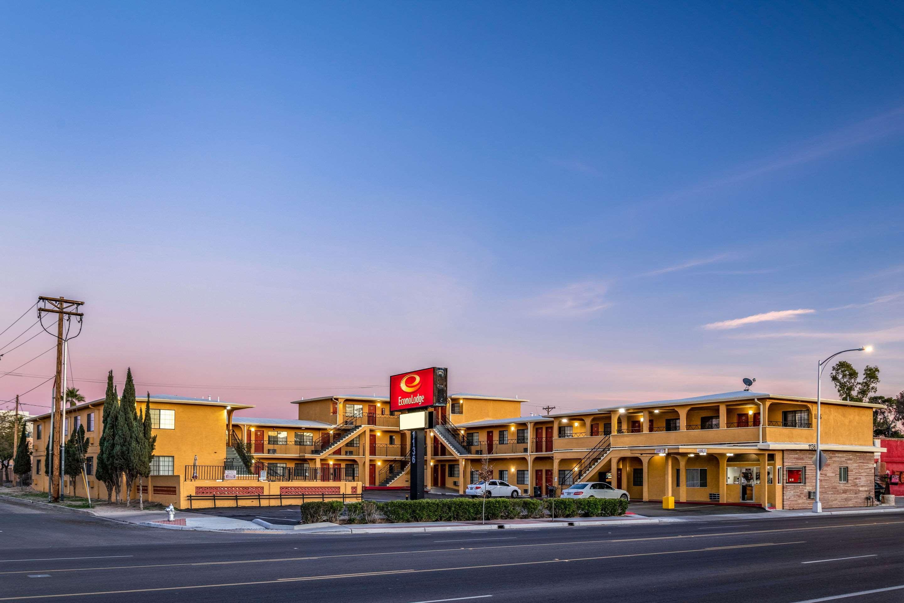 Econo Hospedaje University Tucson Exterior foto